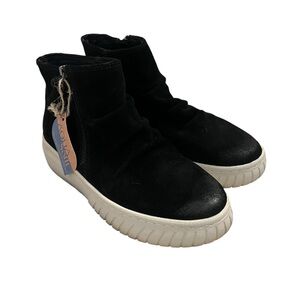 Sofft Portland Black Suede High-Top Zip Up Sneakers NWT